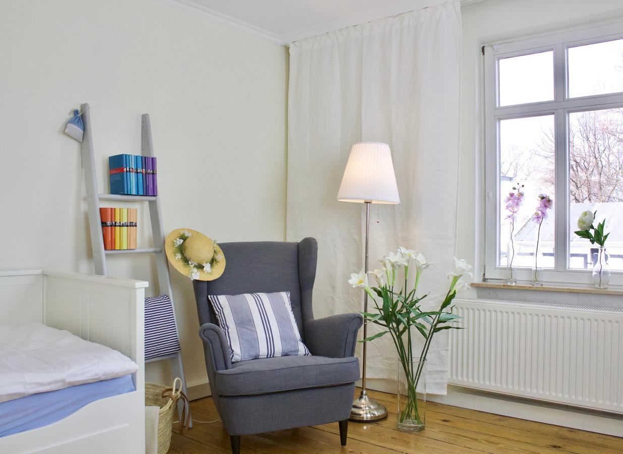 Strandnahe Fewo Mit 3 Schlafzimmern Und Balkon, Villa Vergissmeinnicht 02, 宾茨 外观 照片
