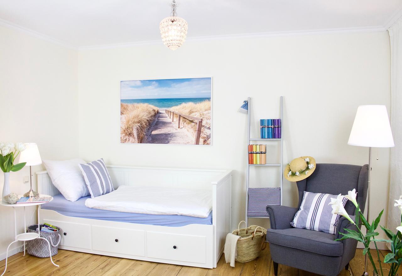Strandnahe Fewo Mit 3 Schlafzimmern Und Balkon, Villa Vergissmeinnicht 02, 宾茨 外观 照片